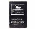 Camilla Carlson: Sanden og havet. Debut/signert thumbnail