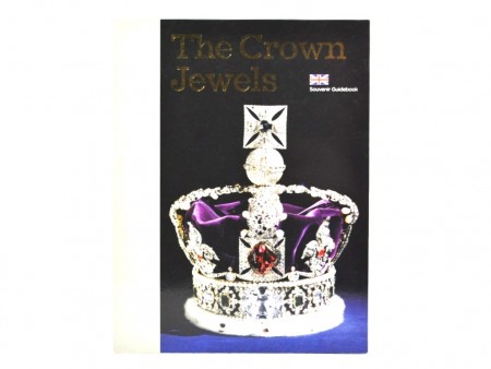 Sally Dixon-Smith m. fl. The Crown Jewels. 