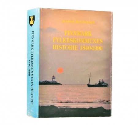 Øystein Bottolfsen: Finnmark fylkeskommunes historie 1840 - 1990.