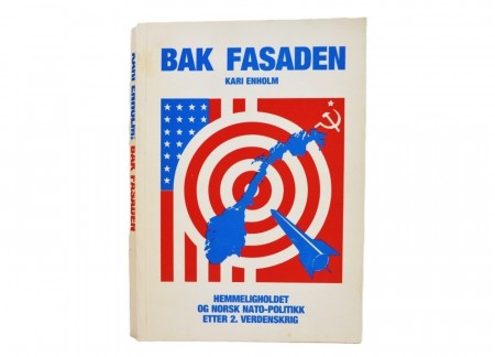 Kari Enholm: Bak fasaden. 