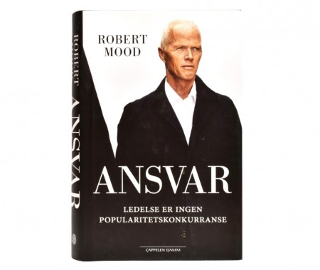 Robert Mood: Ansvar.  Signert.